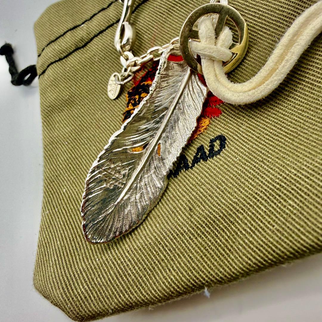 美品　SAAD ターコイズ付きフェザー　ホイール、フックネックレスセット