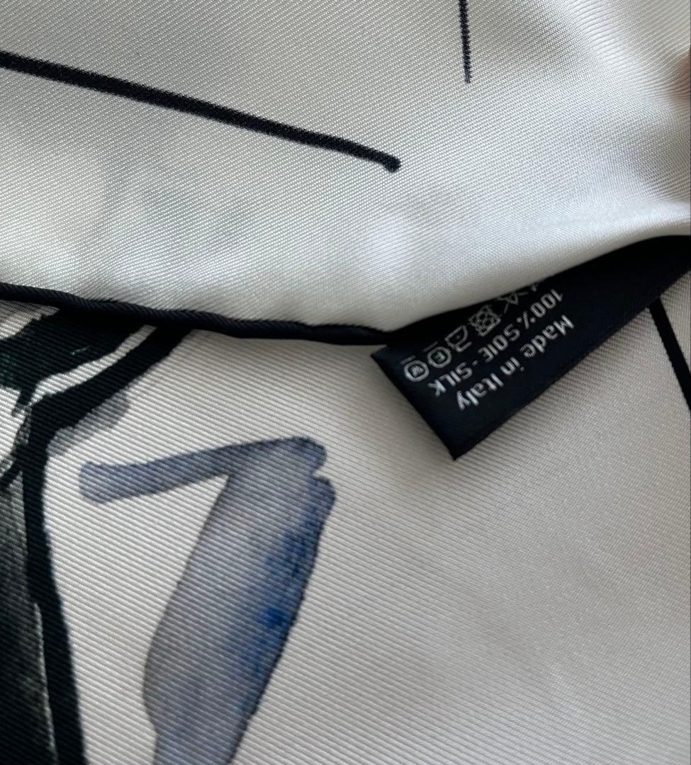 CHANEL シルクスカーフ イラストデザイン