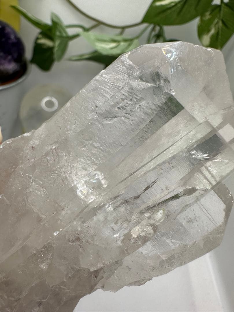 ヒマラヤ産水晶ポイントNo.10100 虹