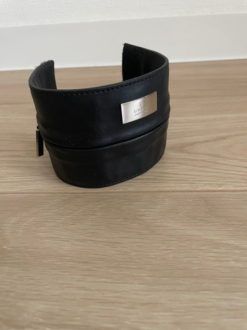 GUCCI グッチ レザーリストバンド バングル
