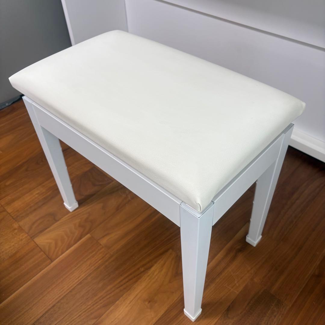 ピアノ椅子　CASIO（PX-2000GP）