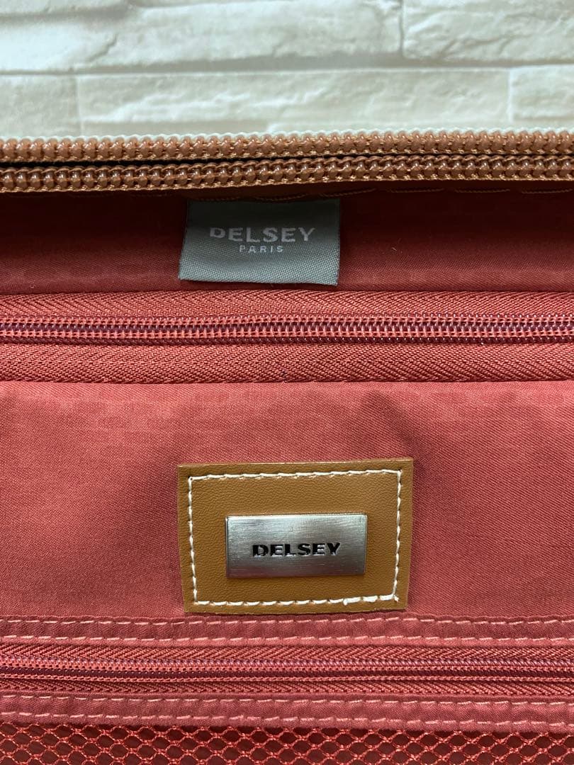 デルセー　DELSEY スーツケース　キャリーケース