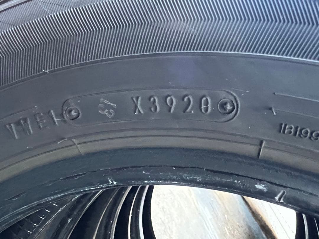 ダンロップスタッドレス145／80R13 75Q深溝