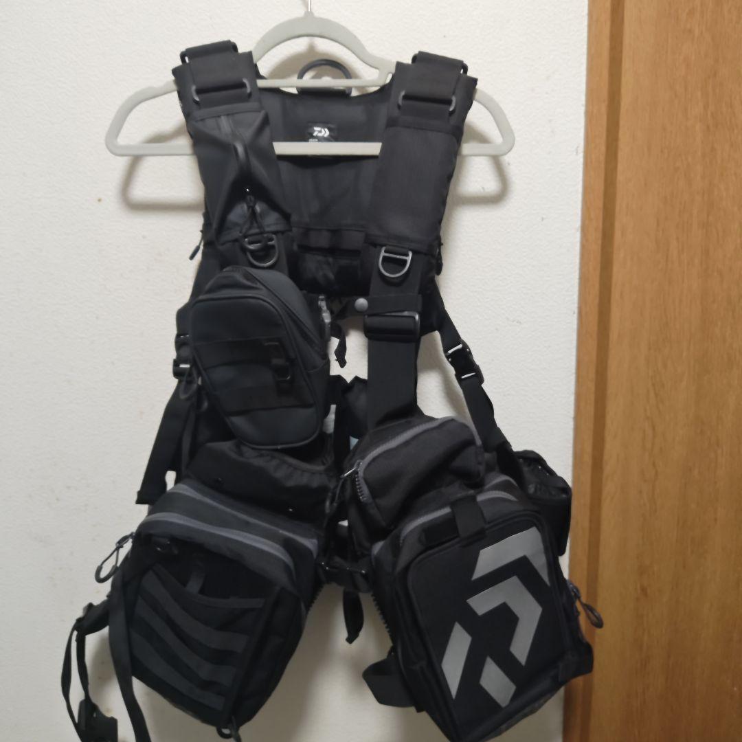 ダイワ ベンチクールベスト DF-6122 ブラック