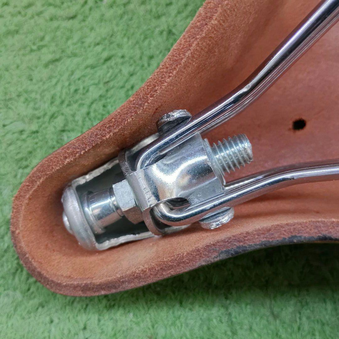 藤田サドル、ビンテージ　レザーサドル　BELT、シートポスト付き（おまけ）