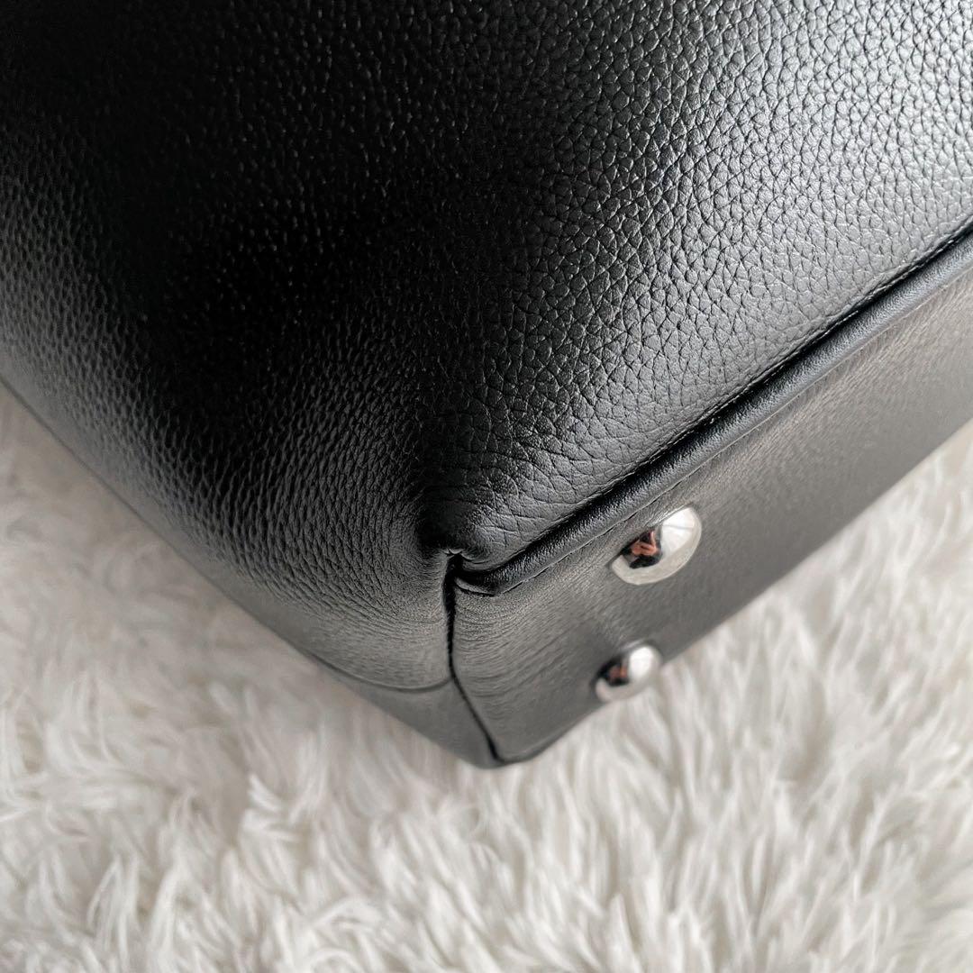 極美品 ユナイテッドアローズ トートバッグ シボ 本革 黒 A4可 大容量 通勤