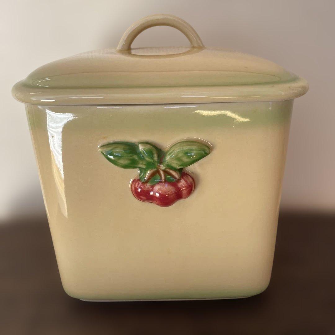 マニー　キャニスター　2個セット　さくらんぼ　陶器