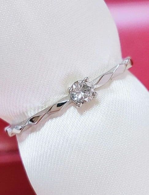 新入荷 未使用品 pt950 天然ダイヤモンド 0.08ct リング