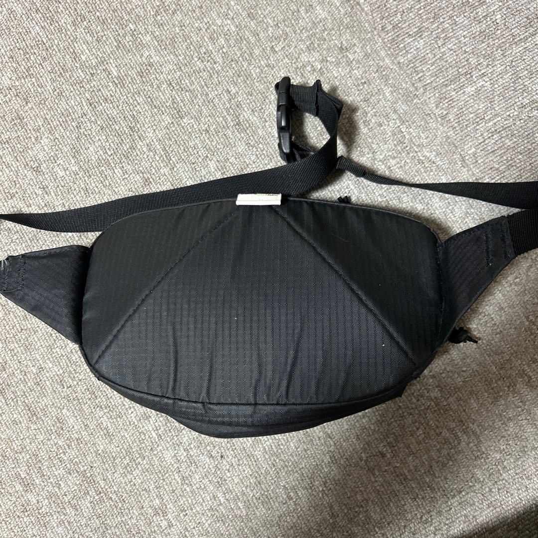 supreme ボディバック　ウエストポーチ　最終値下げ