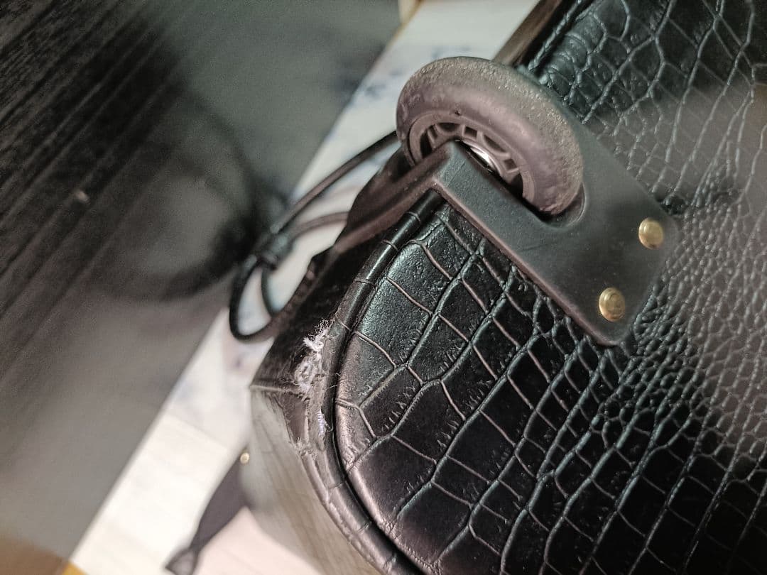 cooco クーコ　クロコ型押しキャリーカート　アルミハンドル　2way 黒