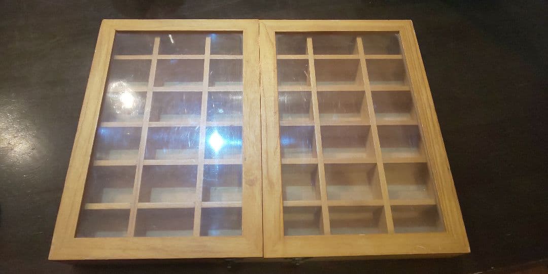 アンティークディスプレイBOX　３６マス