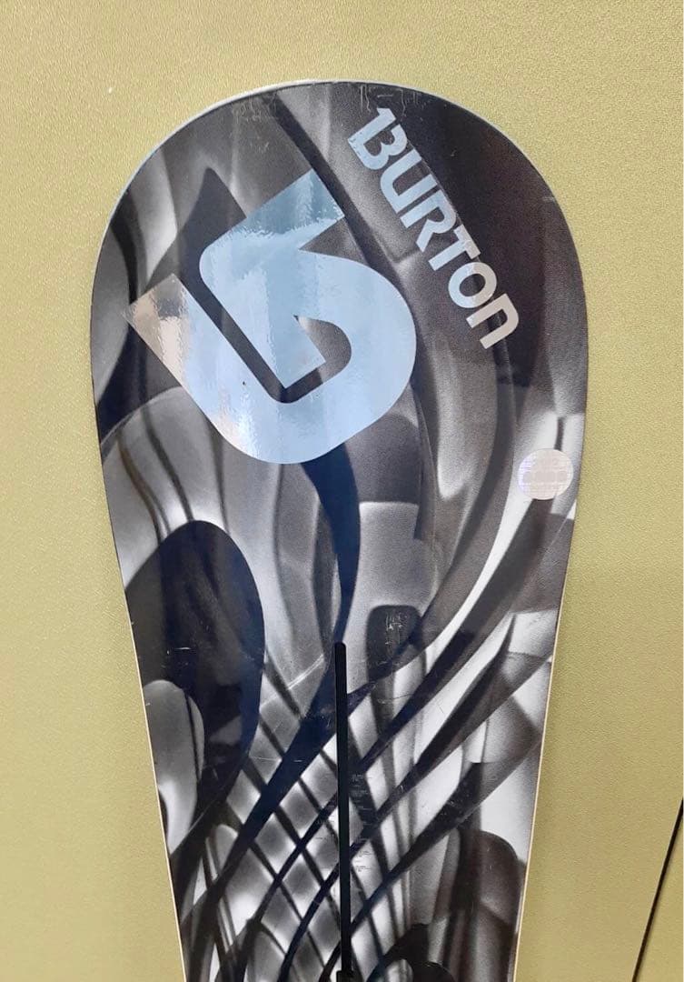 バートン　スノーボード　ナグ　148 cm　Burton　nug　グラトリ