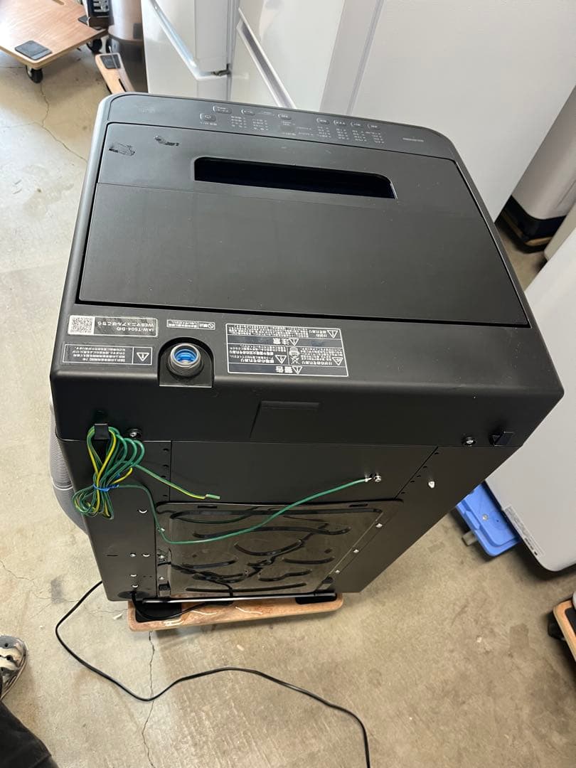 極美品！アイリスオーヤマ　IAW-T504-B 2024年製5キロ　T