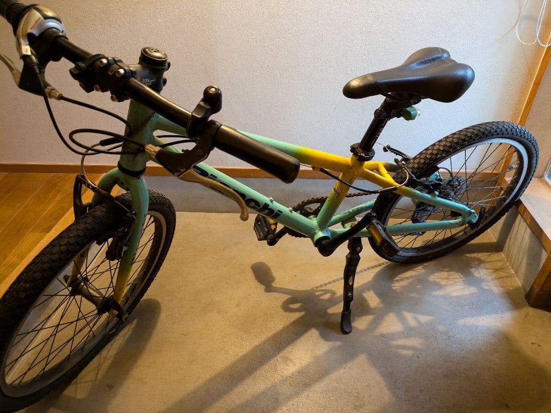 ビアンキ　自転車　子供　キッズ　20インチ