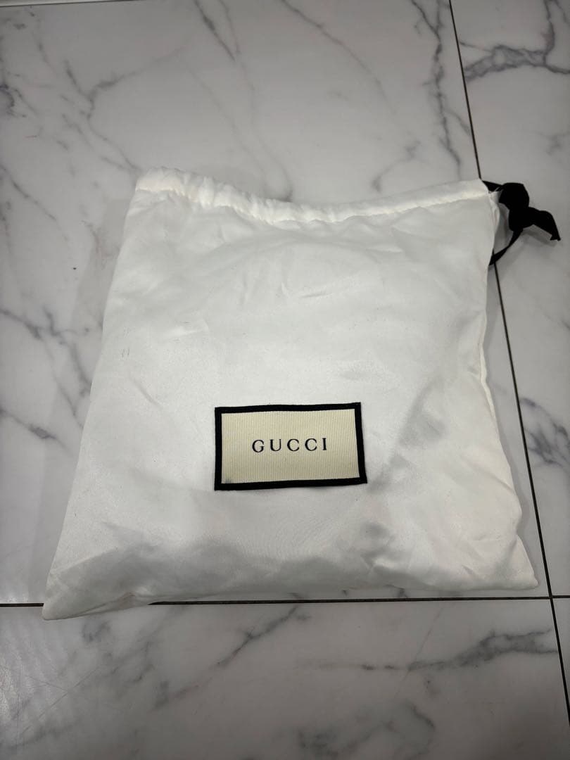 【美品】GUCCI ブラックレザーベルト 保存袋付き