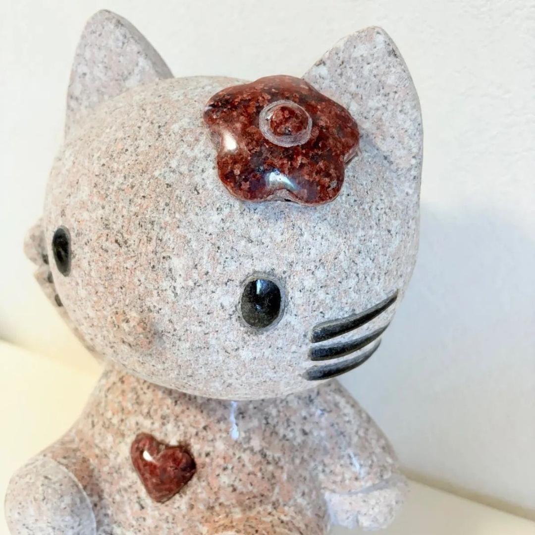 ハローキティ石像 御影石 高級 縁起物 置物 招き猫 桜色 オブジェ