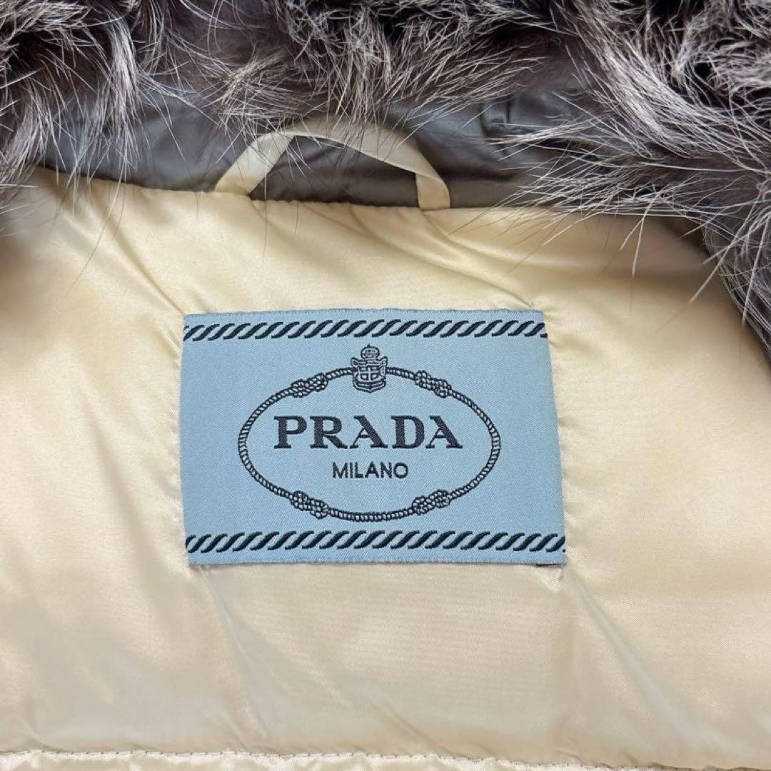 PRADA ダウンジャケット　三角ロゴプレート フォックスファー 38
