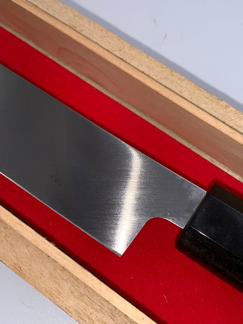 新品　池田辰夫「堺一文字忠國 本焼 柳刃包丁（無銘・鏡面仕上げ）