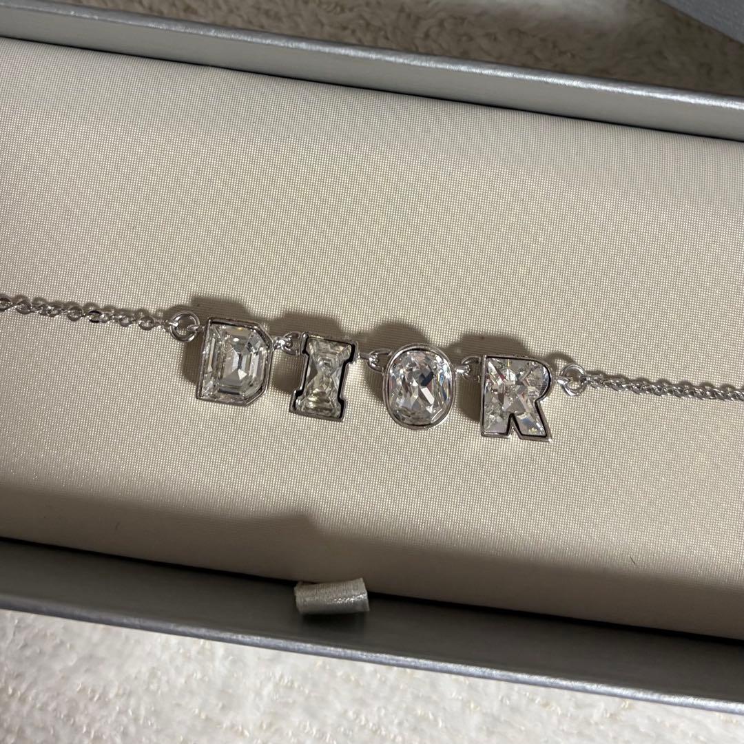 Dior ロゴブレスレット
