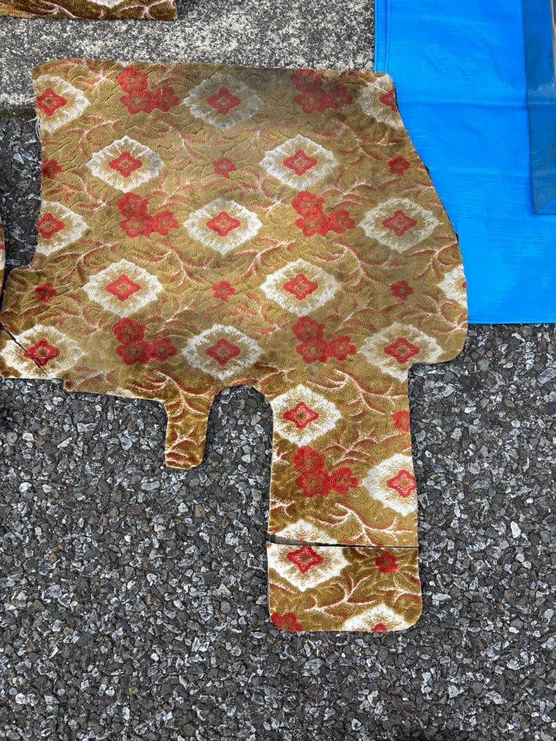 UD17 クオン マット等 多花束オレンジ 車用ソファセット