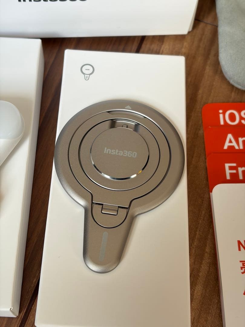 12月24日新品購入 Insta360 Flow 2 Pro クリエイターキット