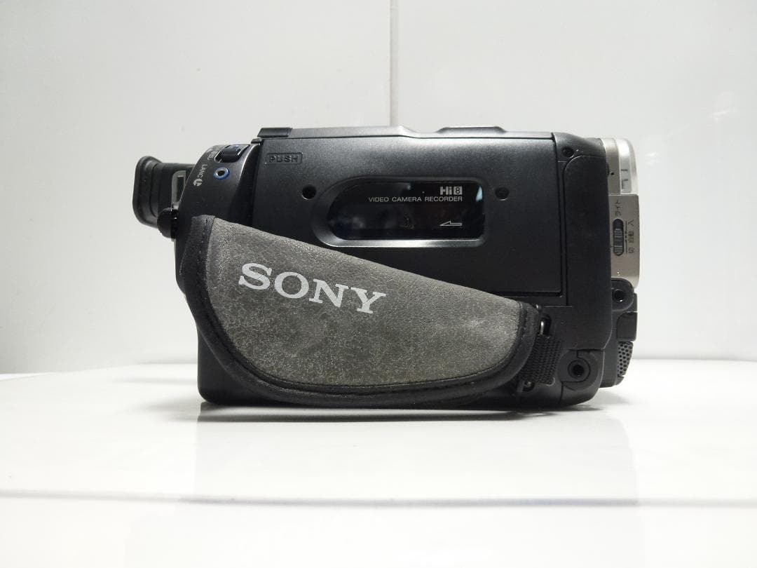 希少　ソニー　CCD-TRV80　8mmビデオカメラ　ハンディカム 　Hi8