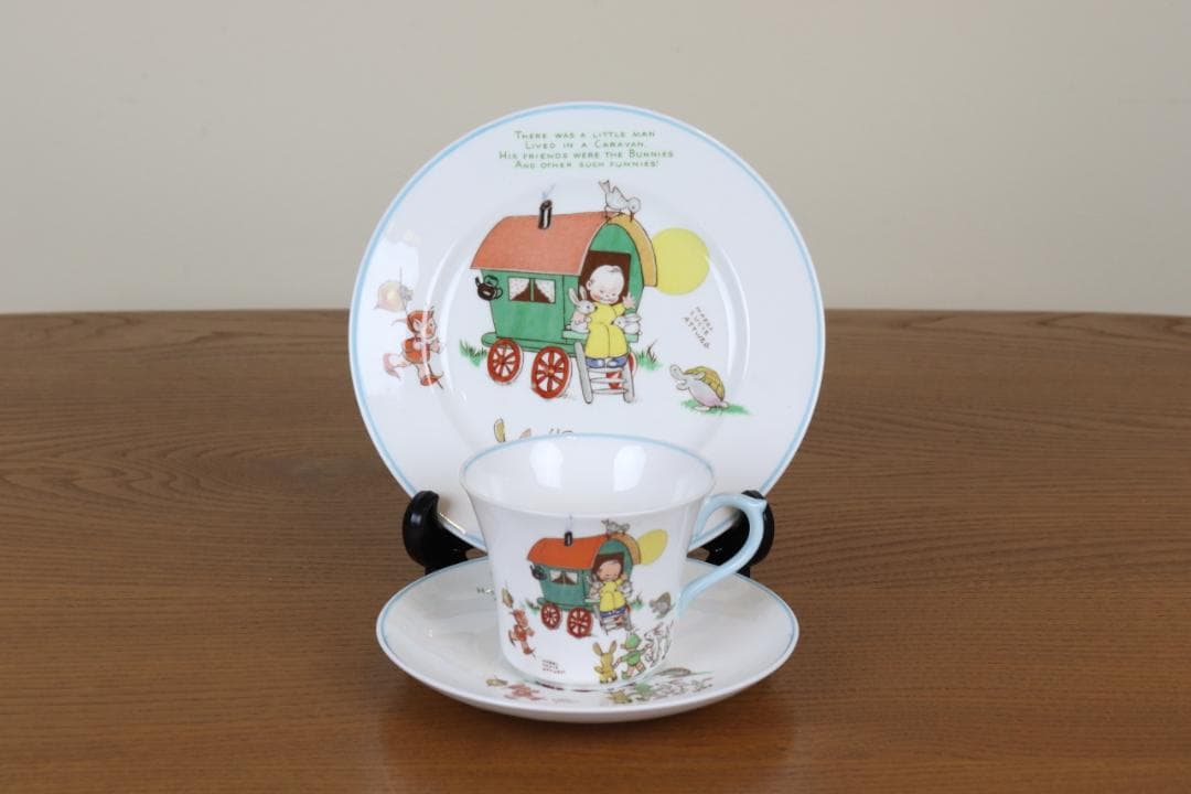 シェリー　マーベル・ルーシー・アトウェル　トリオ　プレート　アンティーク　レア