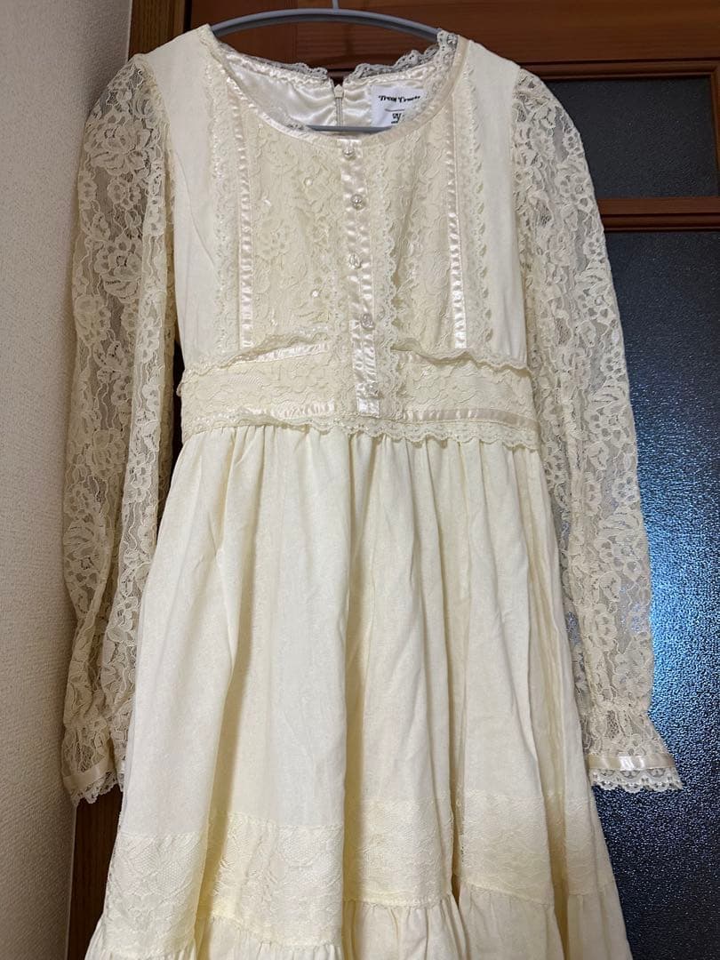 TreatÜrself special Vintage dress 同窓会