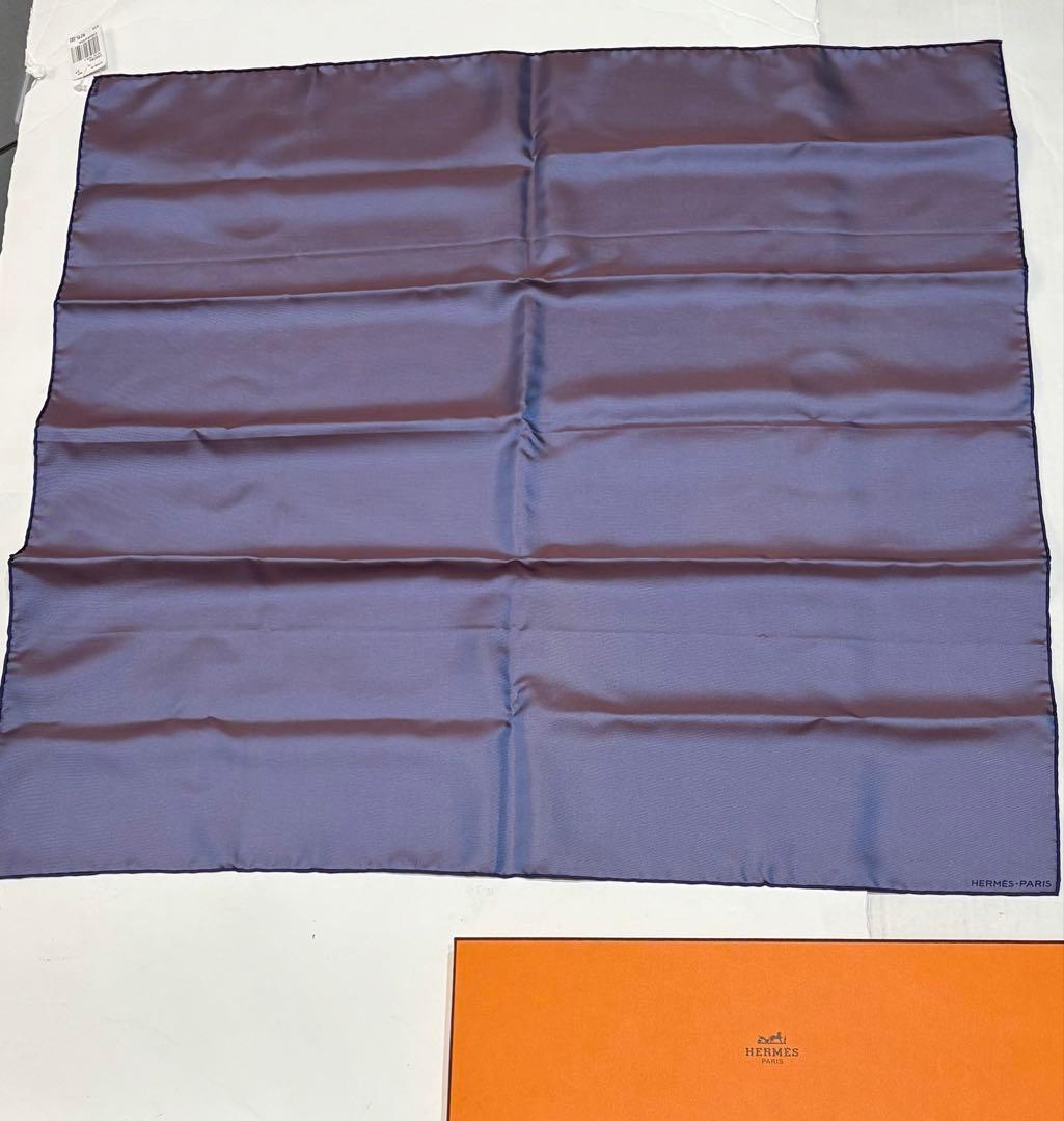 新品タグ付☆エルメス　カレ70 ロゴ　玉虫カラー　無地　スカーフ　美品未使用