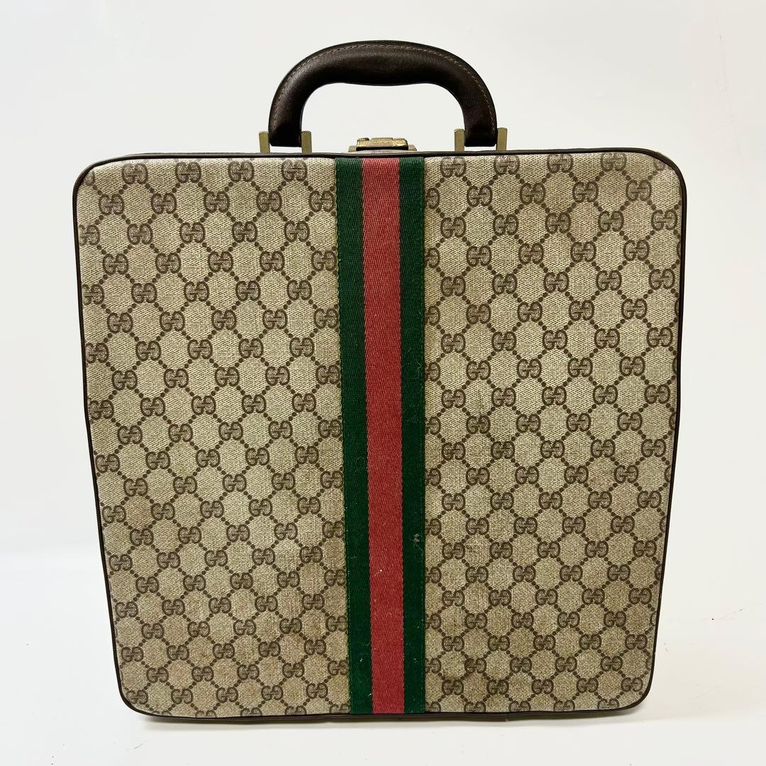 グッチ　オリベッティ　タイプライター