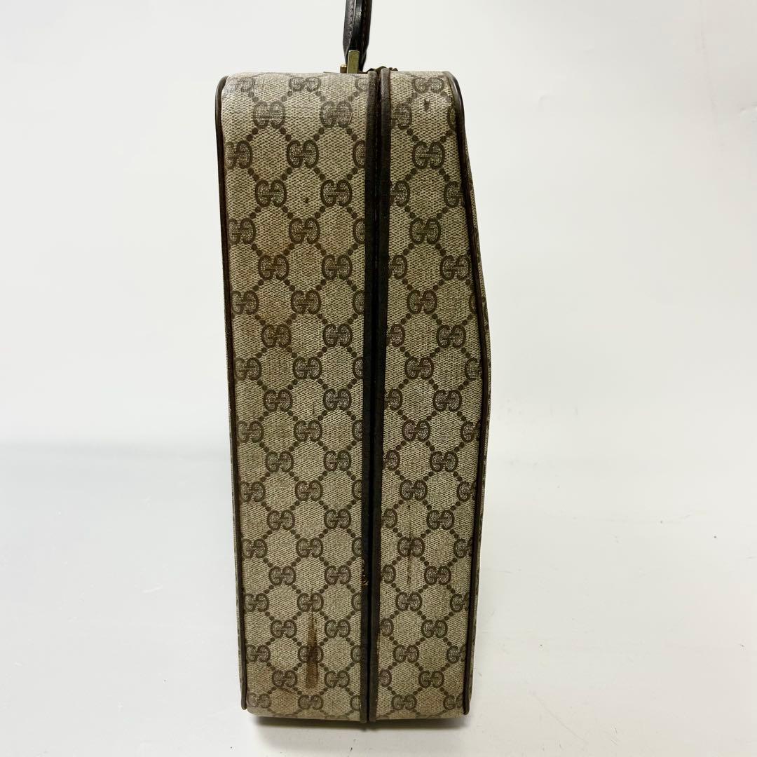 グッチ　オリベッティ　タイプライター