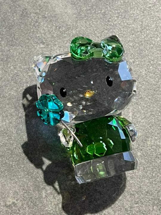SWAROVSKI ハローキティ スワロフスキー クリスタル クローバー