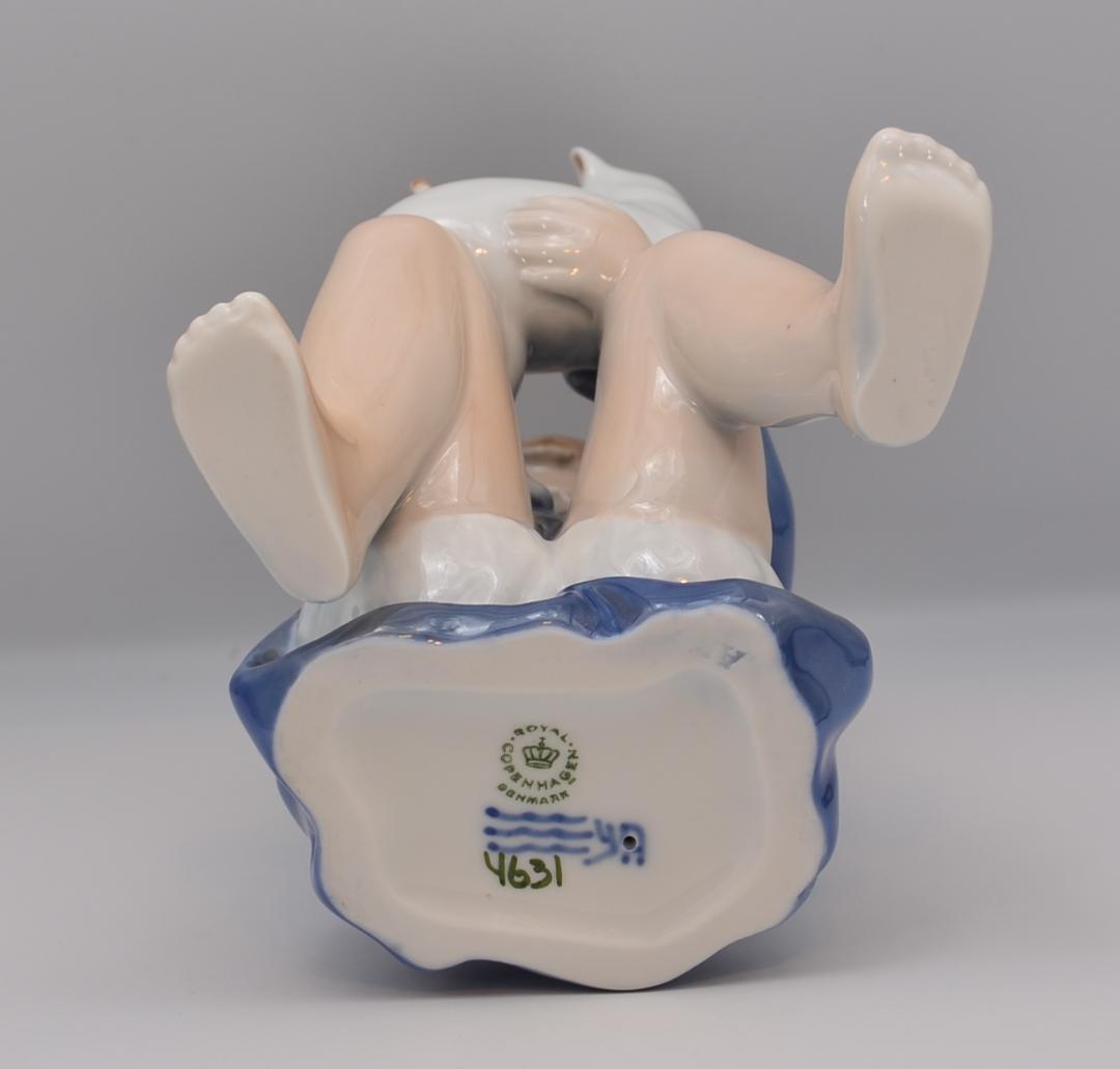 ネコを梳く少女　＃4631　★ロイヤルコペンハーゲン　デンマーク　ヴィンテージ