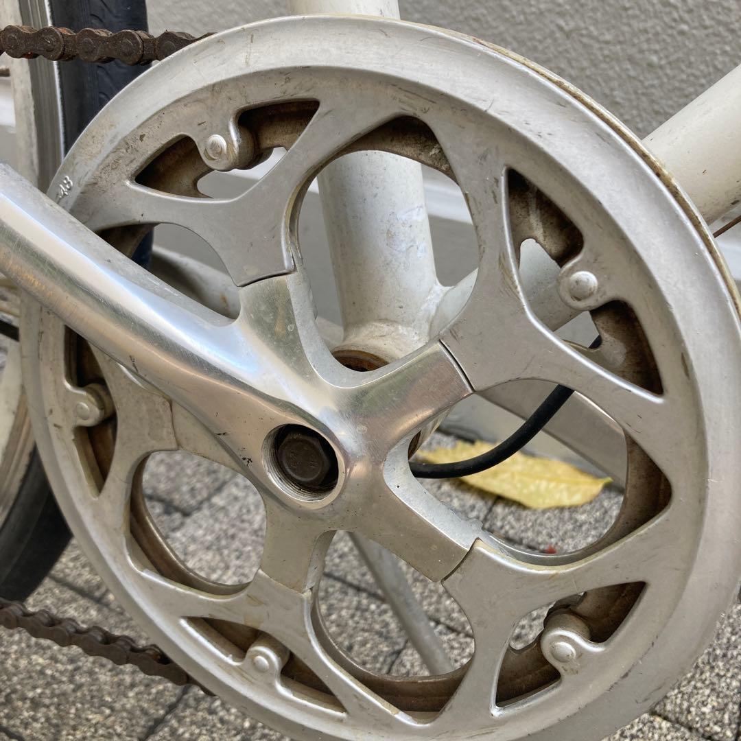 chi　引き取り限定　福岡　 クロスバイク ホワイト　700CC