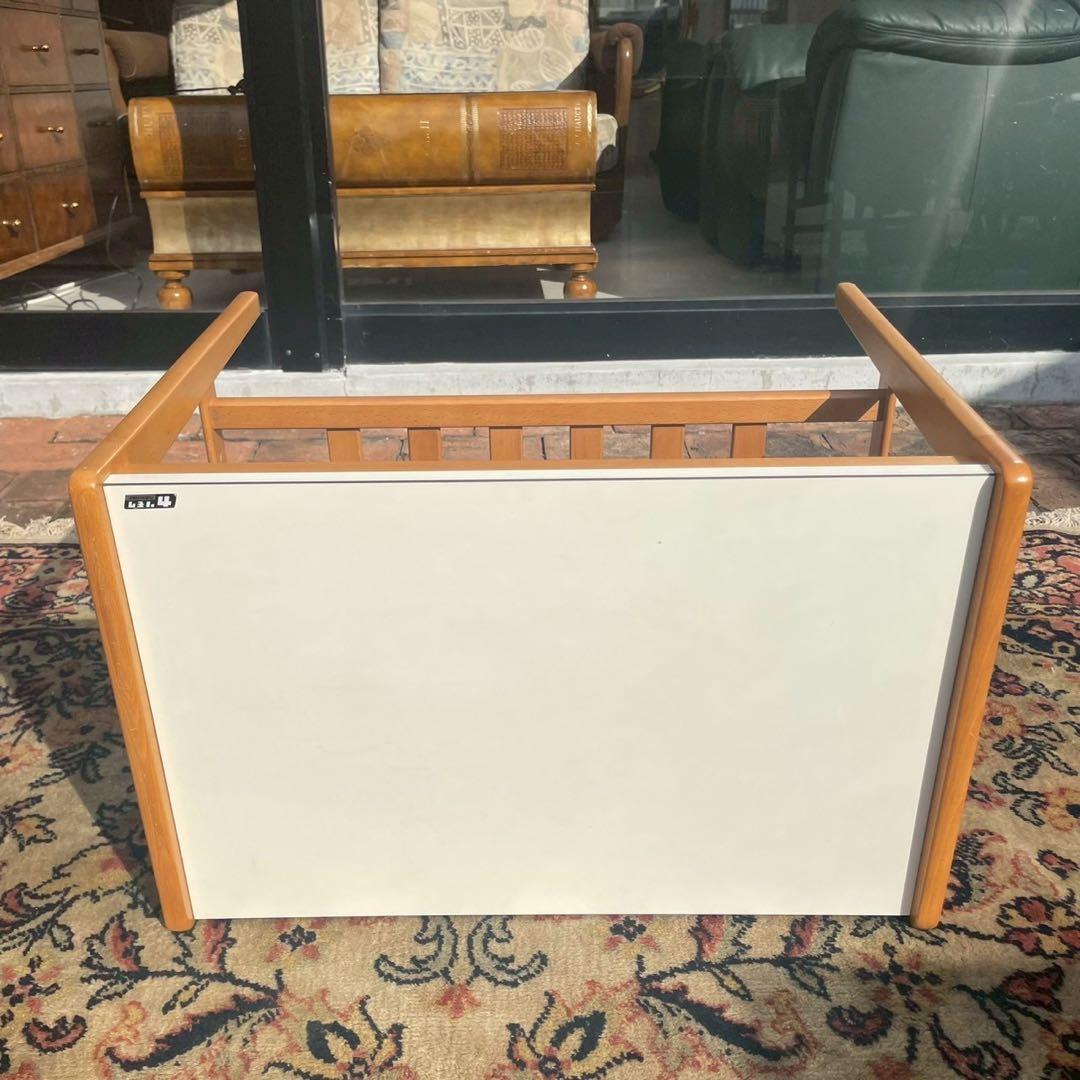 カリモク　サイドテーブル　ローテーブル　ミニ　小さめ　白色