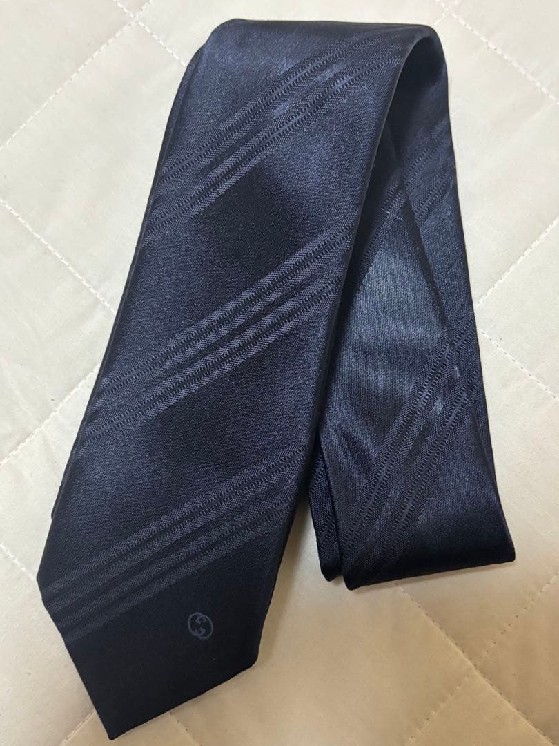 定価23,950円GUCCI ダークネイビー ストライプ ネクタイ