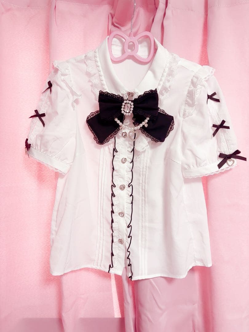 LIZLISA レーススラッシュスリーブブラウス ブラック ホワイト