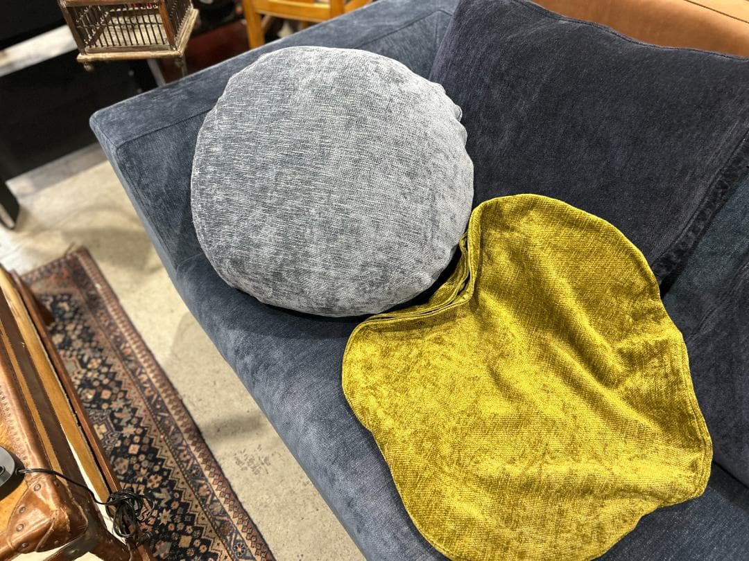 ACUTAS / アクタス｜クッションカバー2点 + ヌードクッション1点セット