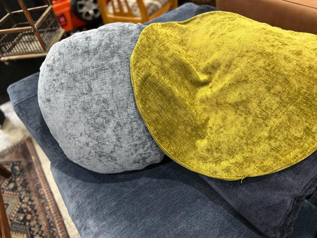 ACUTAS / アクタス｜クッションカバー2点 + ヌードクッション1点セット