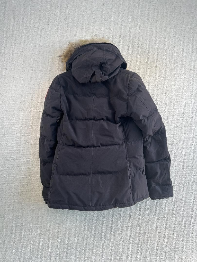  （カナダグース）ダウンジャケット M