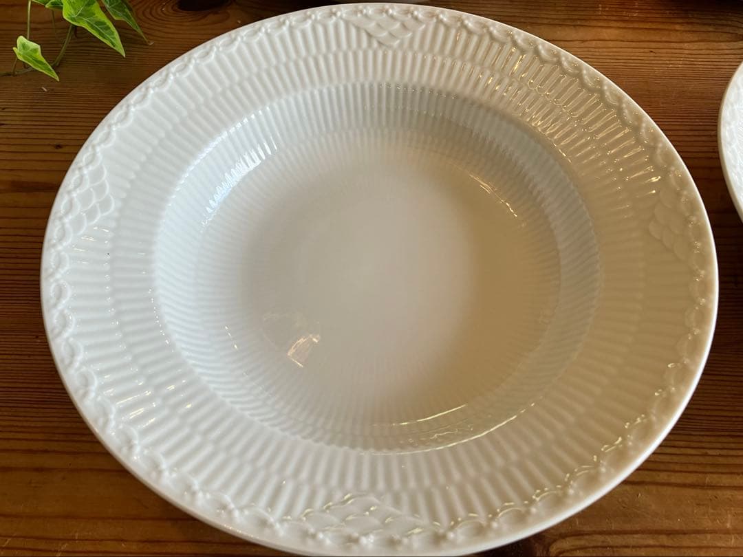 ロイヤルコペンハーゲンホワイトフルーテッドハーフレース24スーププレート×6