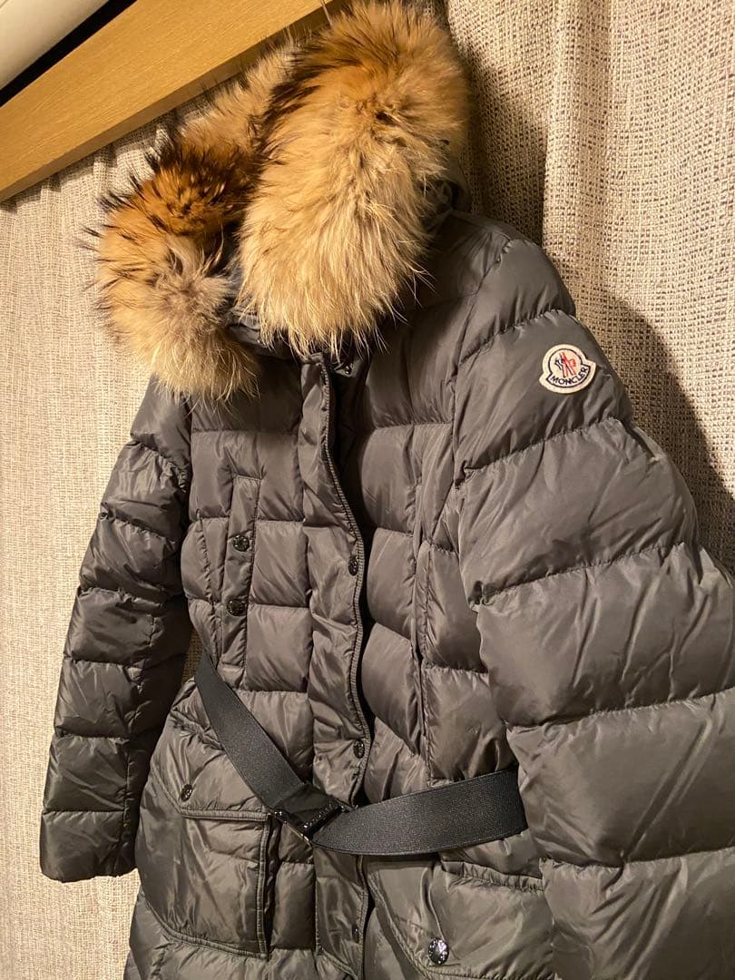 モンクレール ダウンジャケット ダークグレー