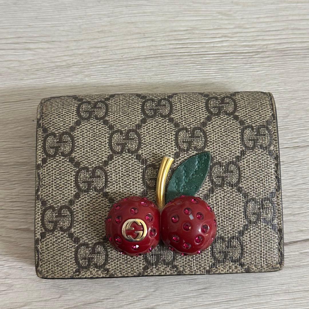 【即購入OK】Gucciグッチ チェリー GG柄 2つ折り財布