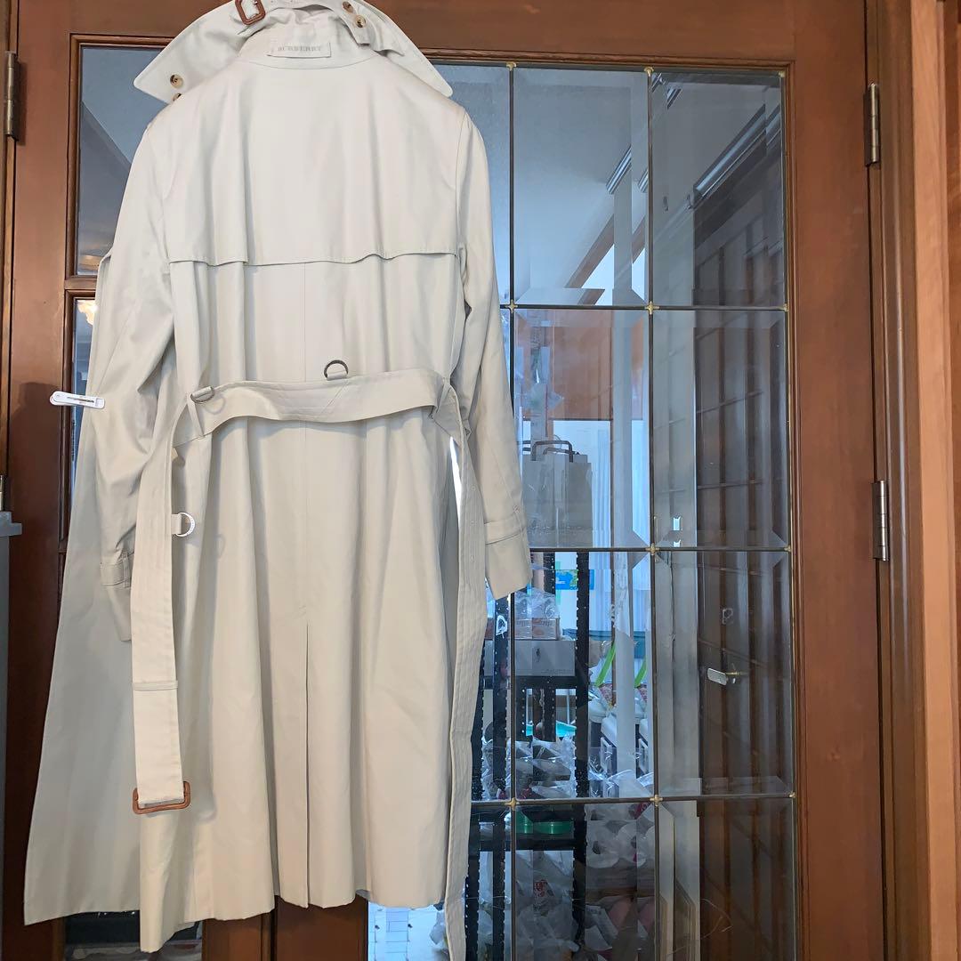この冬にこだわりの超美品　46 バーバリー　 オフホワイト ロングコート男女兼用