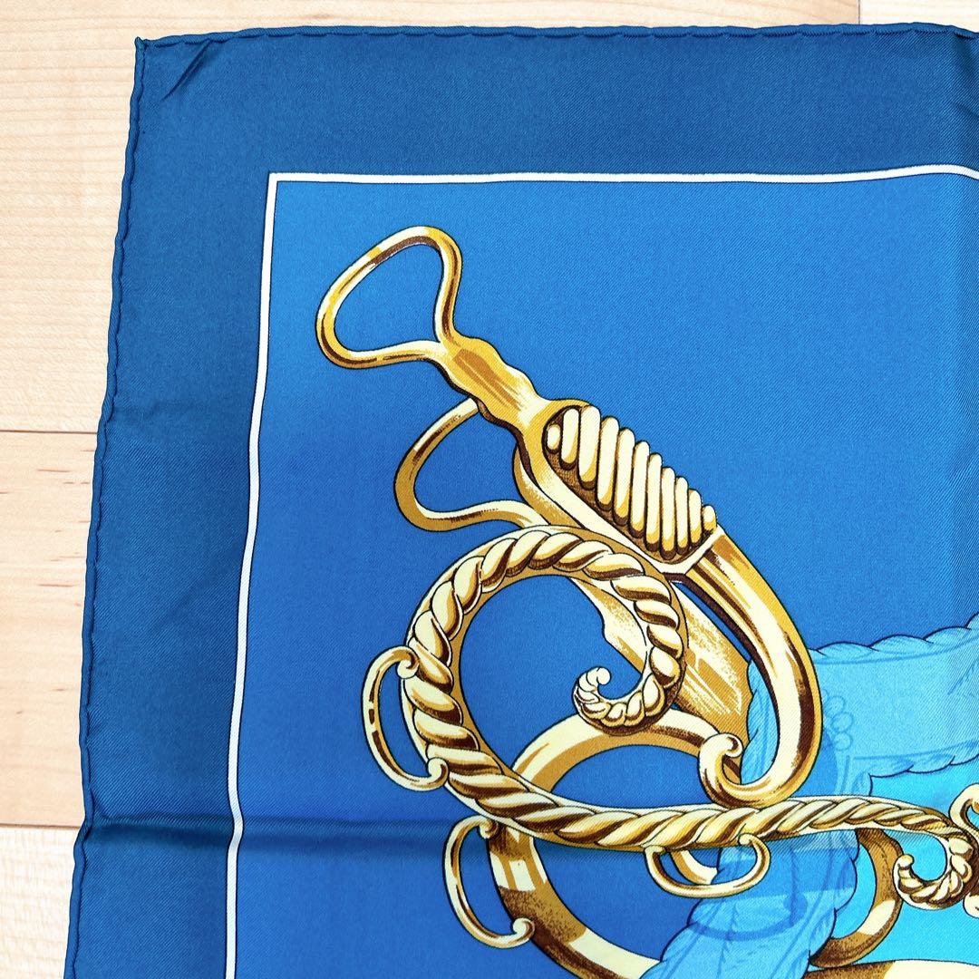 HERMÈS エルメス カレ90リフト・プロフィール（Lift Profile）