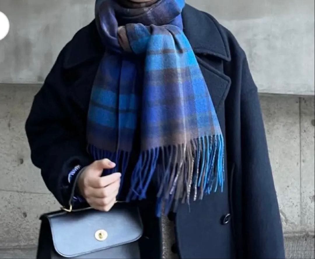 Jubilee Fabric カシミヤ 大判ストール 青チェック柄　a list