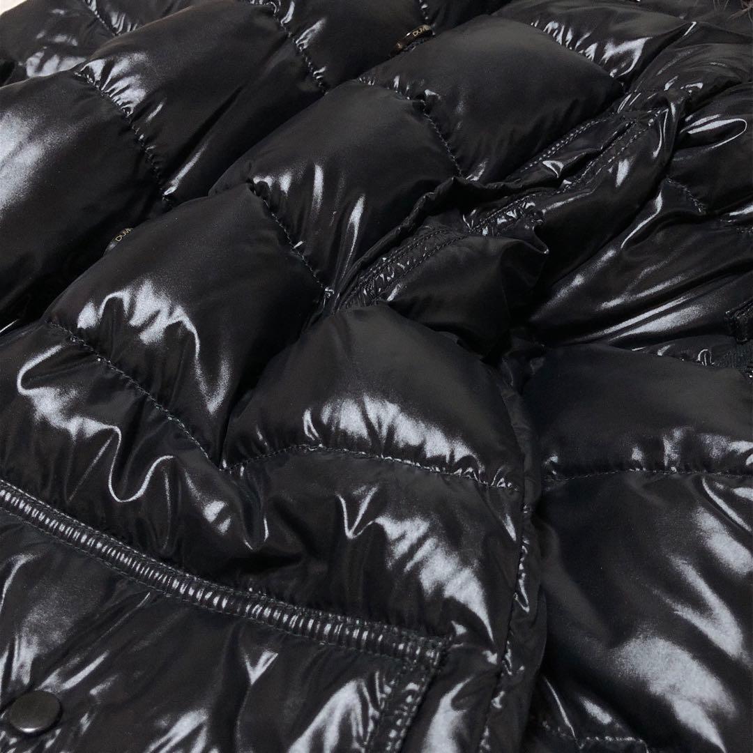 未使用級　デュベティカ　ダウンコート　corcira　ラクーンファー　黒　40