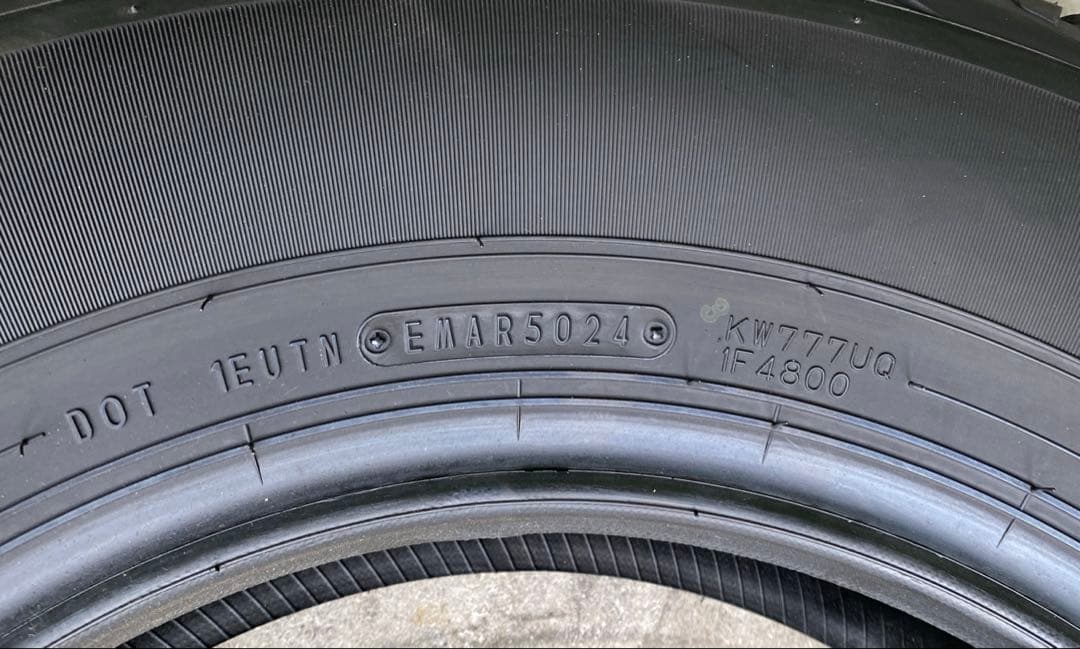 ジムニーシエラ 新車外しタイヤ 195/80R15 (B)