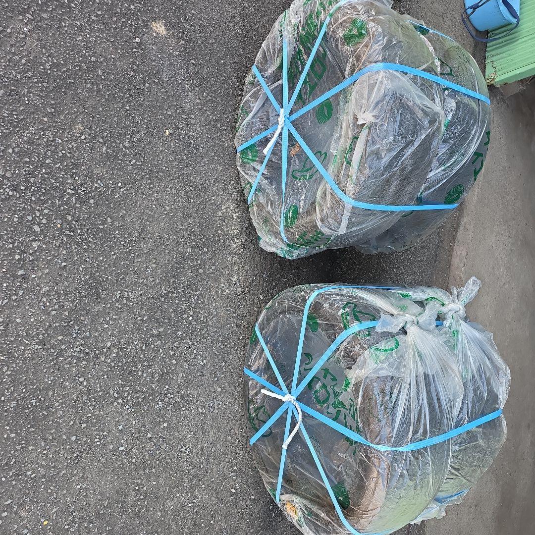 即日発送中古タイヤ2本（1組目）BLIZZAK VRX2 225/50R17