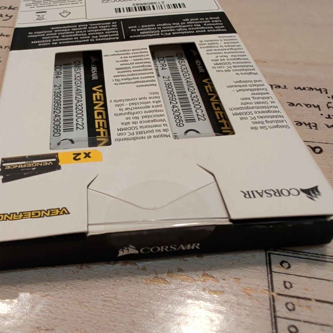 メモリー CORSAIR VENGEANCE DDR4 32GB 3200MHz